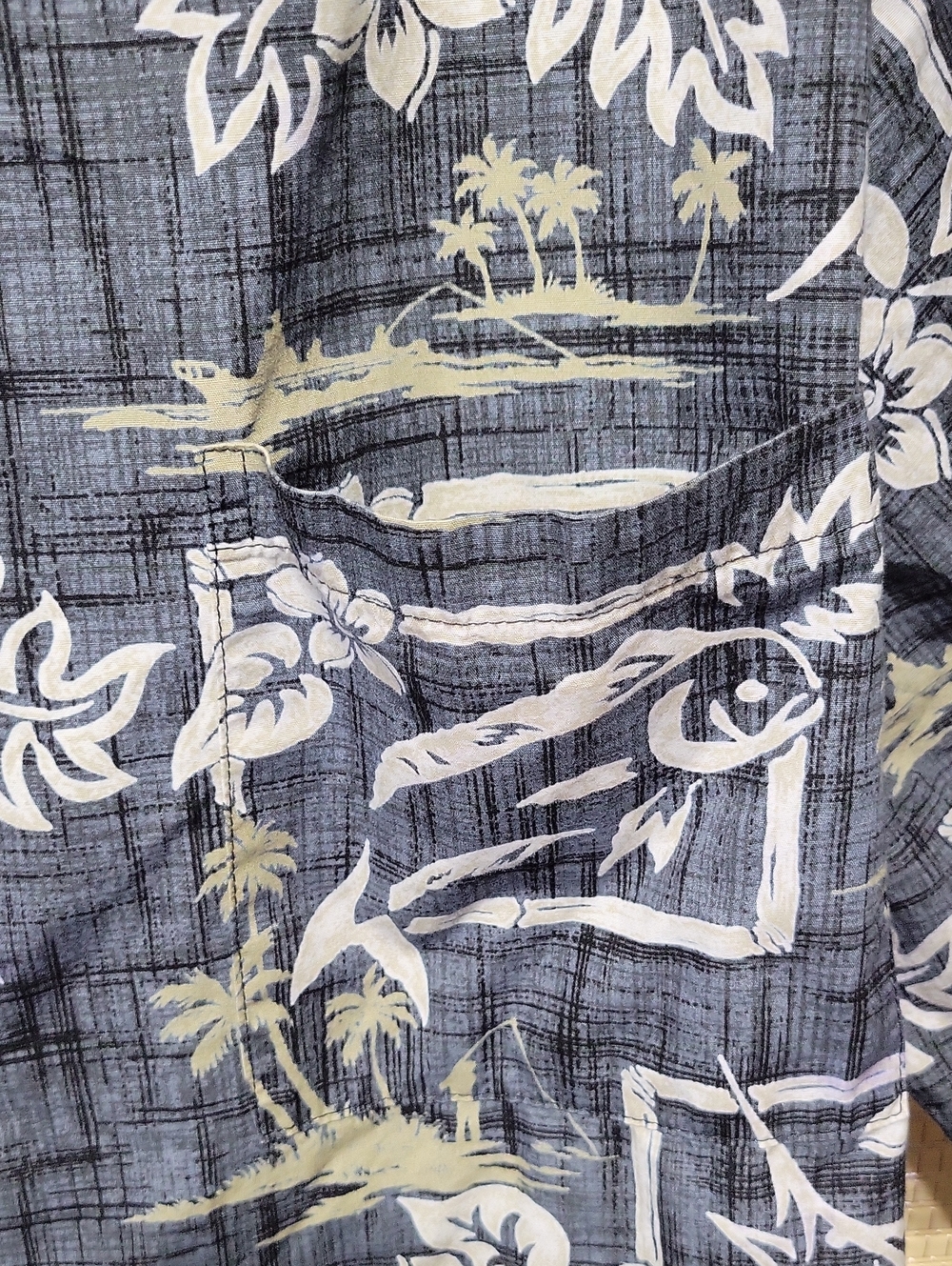 Hilo Hattie The Hawaiian Original Shirt - made in Hawaii - size 3XL - Picture 9 of 10